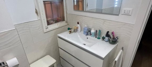 3 rooms Apartment in Bologna, Italy No. 283276 9