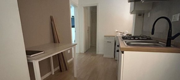 3 rooms Apartment in Bologna, Italy No. 283276 4