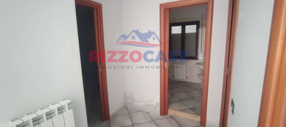 110m² Office in Corigliano Rossano, Italy No. 118732 4