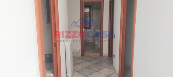 110m² Office in Corigliano Rossano, Italy No. 118732 3