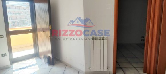 110m² Office in Corigliano Rossano, Italy No. 118732 6