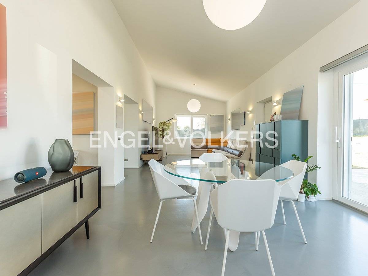 3 bedrooms Villa in Artena, Italy No. 132341