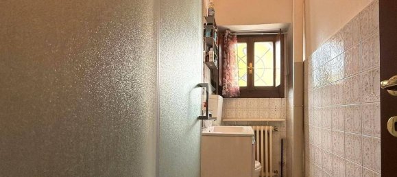 1 bedroom Apartment in Brescia, Italy No. 330992 8