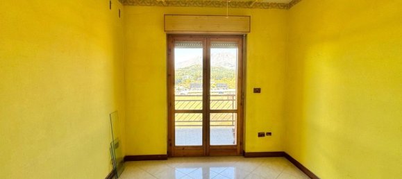 4 Schlafzimmer Wohnung in Avezzano, Italy, Nr. 345292 12