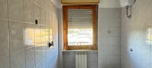 4 Schlafzimmer Wohnung in Avezzano, Italy, Nr. 345292 9