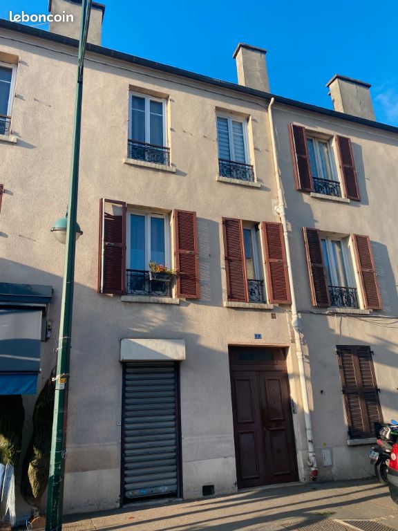 1 bedroom Apartment in Les Pavillons-sous-Bois, France No. 173859