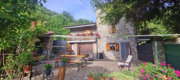 3 Schlafzimmer Haus in Bobbio, Italy, Nr. 372195 13
