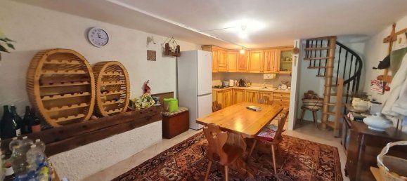 3 Schlafzimmer Haus in Bobbio, Italy, Nr. 372195 5