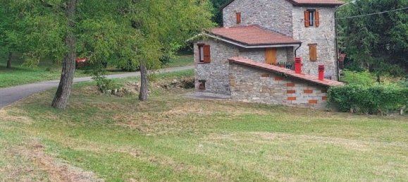 3 Schlafzimmer Haus in Bobbio, Italy, Nr. 372195 2