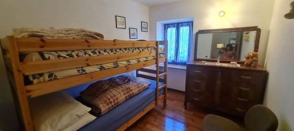 3 Schlafzimmer Haus in Bobbio, Italy, Nr. 372195 8