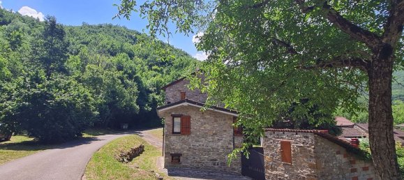 3 Schlafzimmer Haus in Bobbio, Italy, Nr. 372195 15
