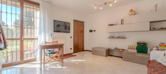 3 rooms Apartment in Dresano, Italy No. 37681 32
