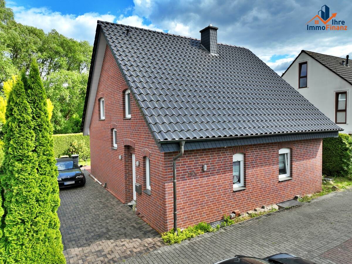 Casa de 3 dormitorios en Bielefeld, Germany No. 58845