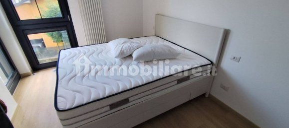 Квартира с 1 спальней в Бергамо, Италия № 276346 3