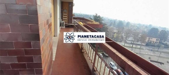 3 bedrooms Penthouse in Verdellino, Italy No. 92037 2