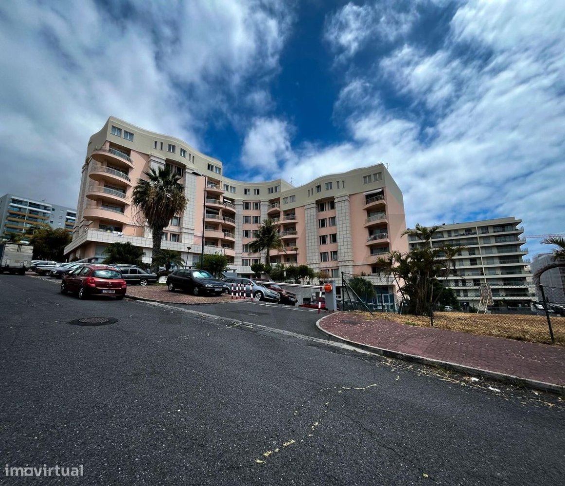 30m² Garage in Funchal, Portugal No. 305394