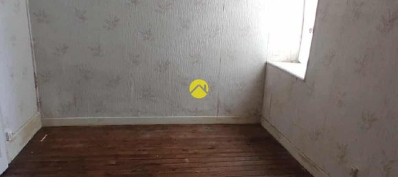 Casa T1 em Noyant-d'Allier, France N.º 331247 3