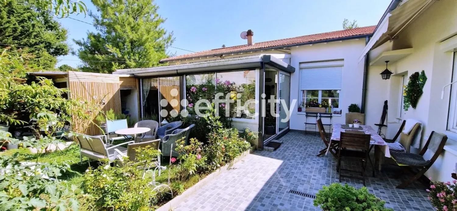 Дом с 2 спальнями в Шампиньи-сюр-Марн, Франция № 323508