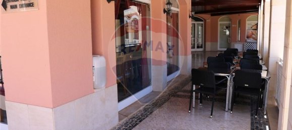 102m² Warehouse in Quarteira, Portugal No. 68018 7