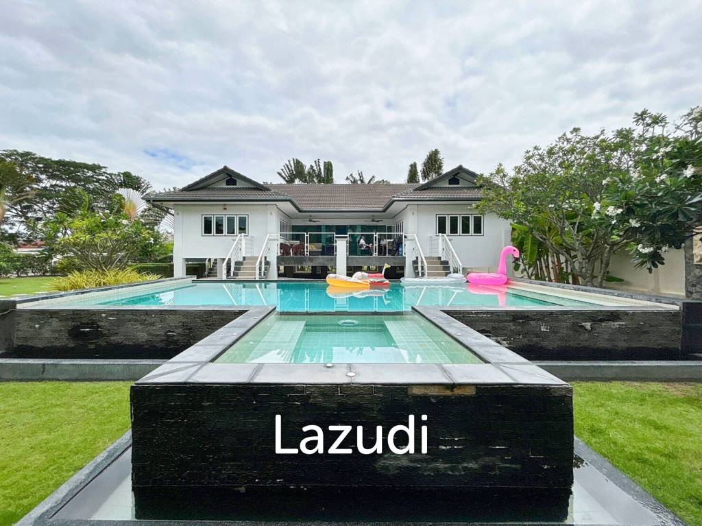 4 bedrooms Villa in Hua Hin, Thailand No. 15140