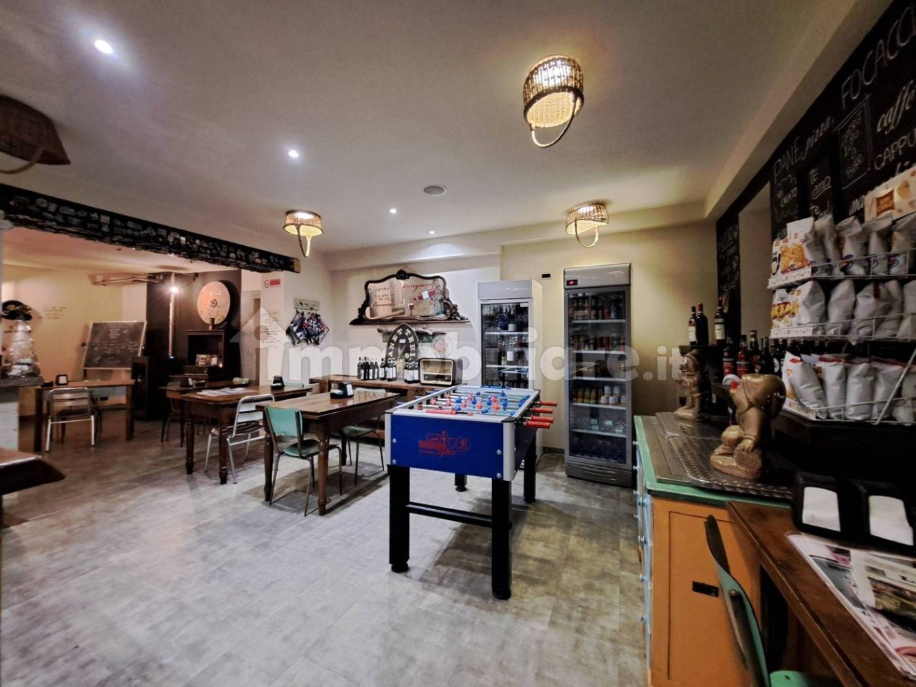 2-salle Propriété commerciale à Pocapaglia, Italy No. 218170