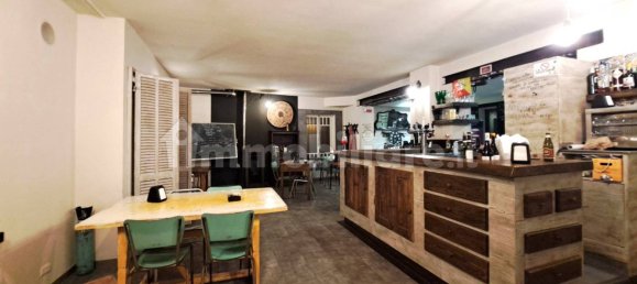 2-salle Propriété commerciale à Pocapaglia, Italy No. 218170 20