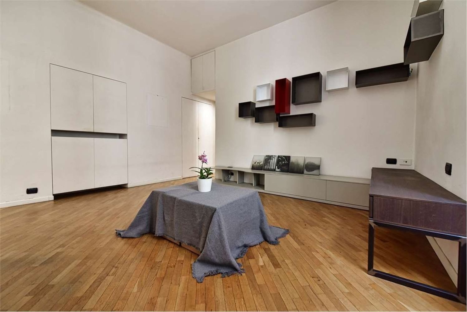 2-Zimmer Wohnung in Como, Italy, Nr. 333672