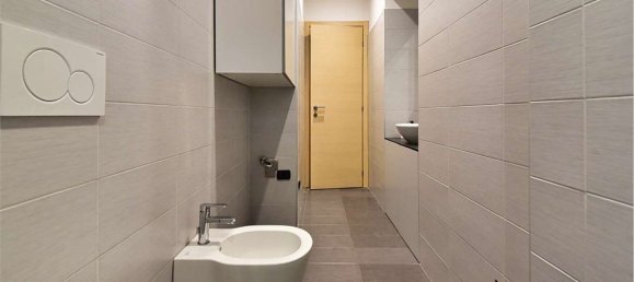 2-Zimmer Wohnung in Como, Italy, Nr. 333672 9