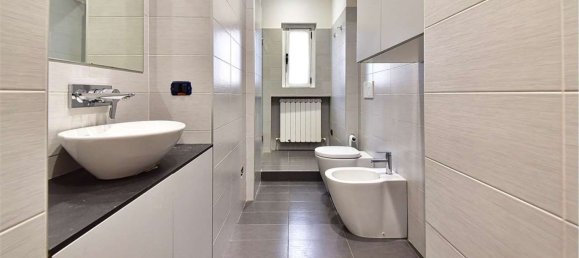 2-Zimmer Wohnung in Como, Italy, Nr. 333672 8