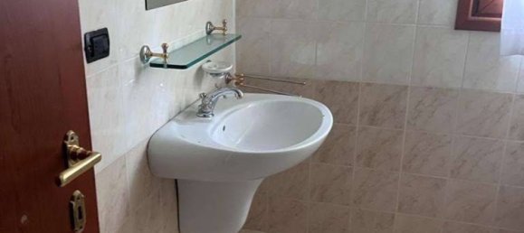 5-salle Bâtiment à Gignese, Italy No. 81923 19