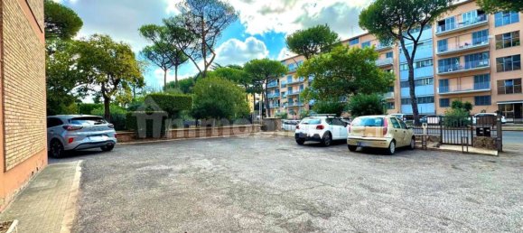 2 bedrooms Apartment in Rome, Italy No. 323646 4