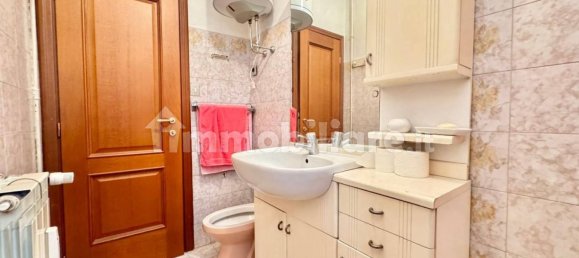 2 bedrooms Apartment in Rome, Italy No. 323646 17