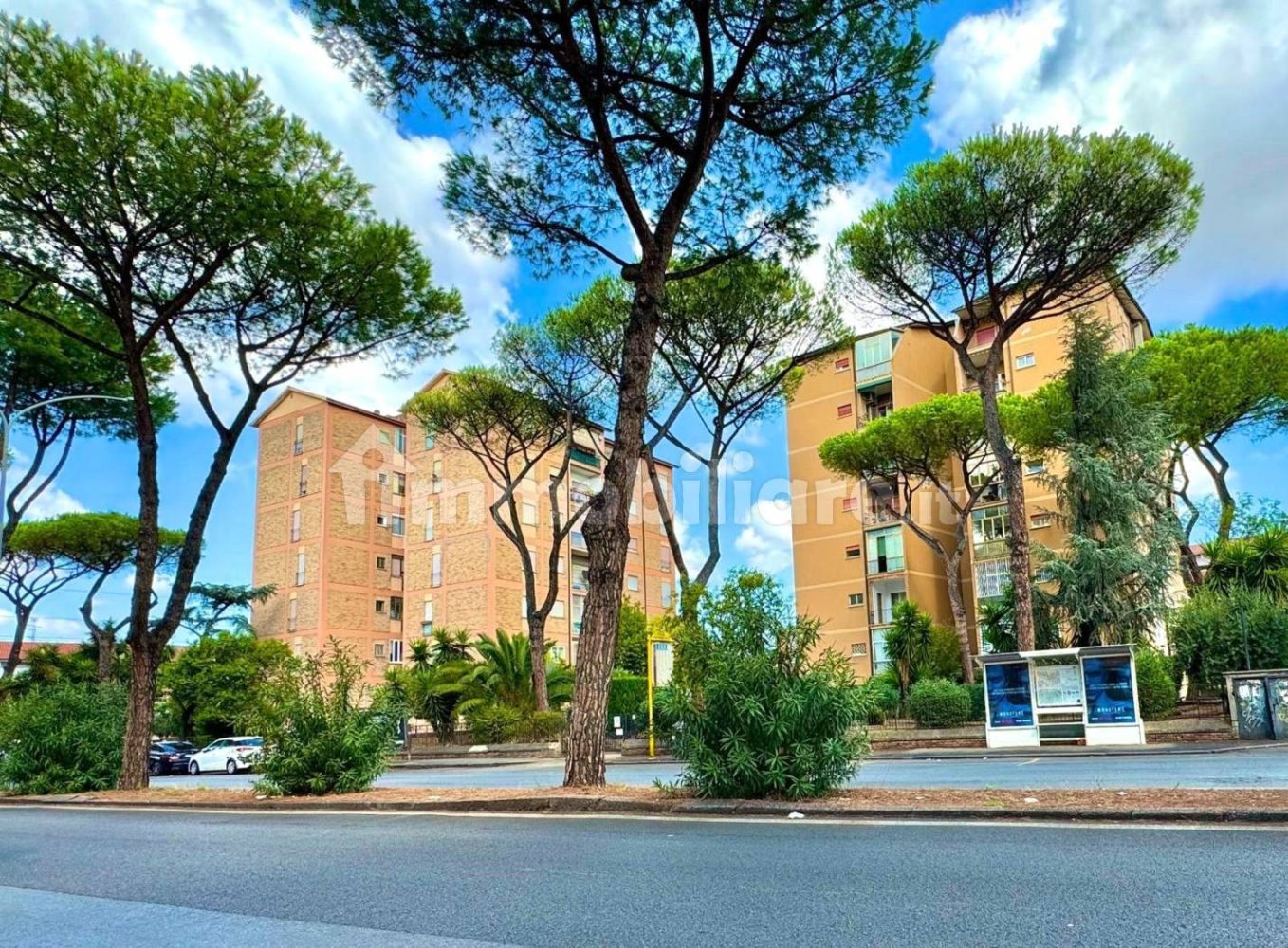 2 bedrooms Apartment in Rome, Italy No. 323646