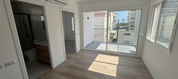 2 bedrooms Apartment in El Vendrell, Spain No. 135427 6