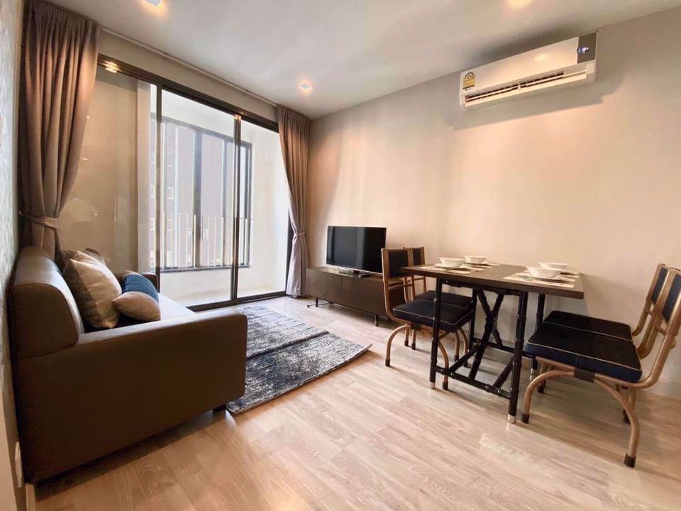 2 bedrooms Condo in Huai Khwang, Thailand No. 4790