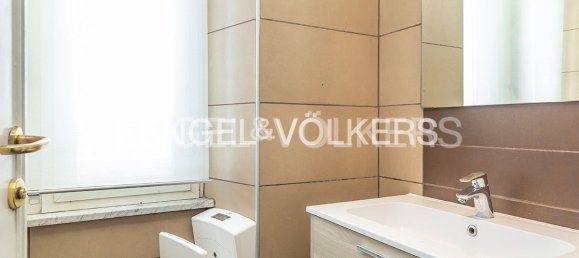 7 bedrooms Apartment in Rome, Italy No. 58717 15