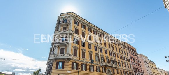 7 bedrooms Apartment in Rome, Italy No. 58717 28
