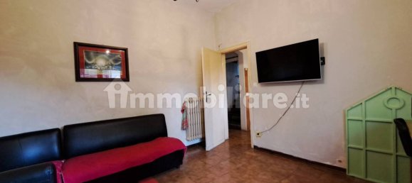 2 bedrooms Apartment in San Giovanni Valdarno, Italy No. 165661 4
