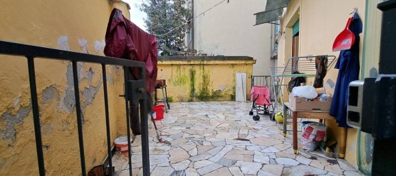 2 bedrooms Apartment in San Giovanni Valdarno, Italy No. 165661 12