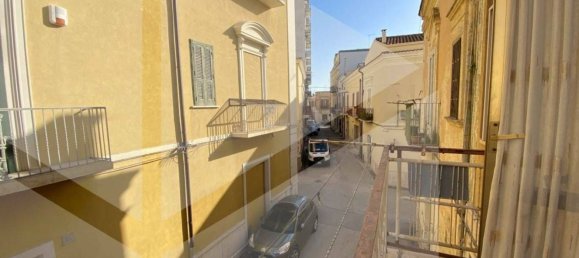 4 rooms House in San Severo, Italy No. 20543 2
