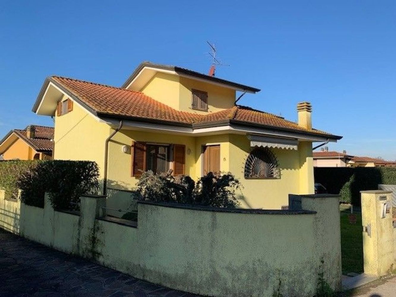 8 bedrooms Villa in Massarosa, Italy No. 317197