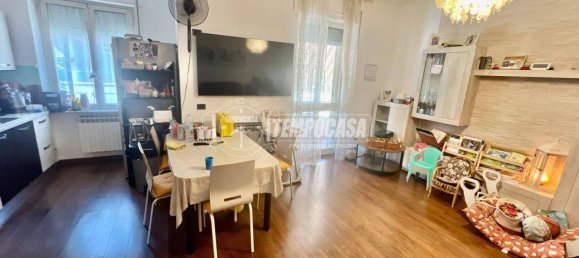 2 bedrooms Apartment in Pescara, Italy No. 339719 4