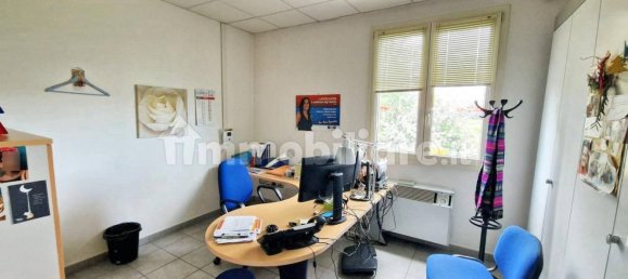 534m² Office in Forlì, Italy No. 317466 2