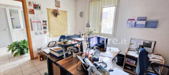 534m² Office in Forlì, Italy No. 317466 9