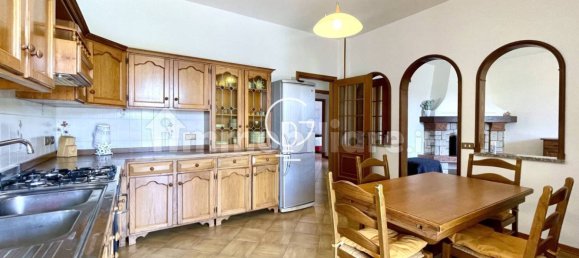 3 Schlafzimmer Villa in Brescia, Italy, Nr. 303519 5