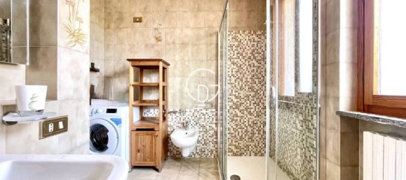 3 Schlafzimmer Villa in Brescia, Italy, Nr. 303519 17