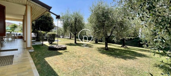 3 Schlafzimmer Villa in Brescia, Italy, Nr. 303519 22