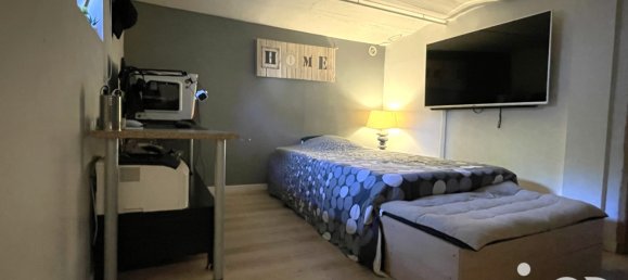 3 bedrooms House in Beauchamp, France No. 317871 17