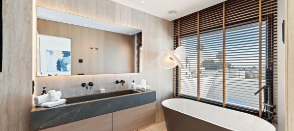 5 غرف نوم فيلا في Estepona, Spain رقم 115830 13