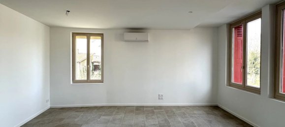 2 bedrooms House in Lalinde, France No. 343880 4